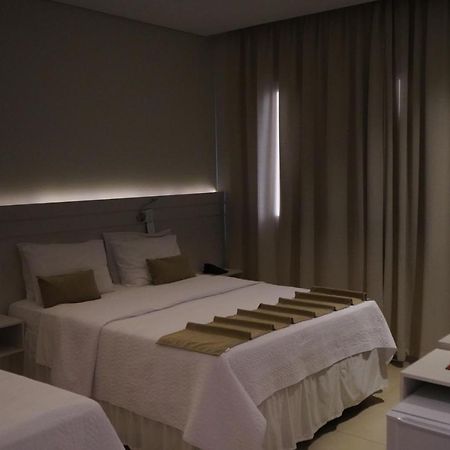 Pak Suites Hotel Luis Eduardo Magalhaes Exterior photo